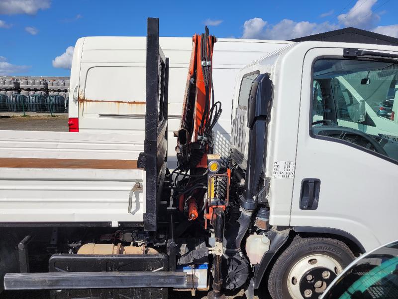 ISUZU N-Series CCb L35 K 3845 benne et grue moteur 3 litres de 150ch boîte manuelle